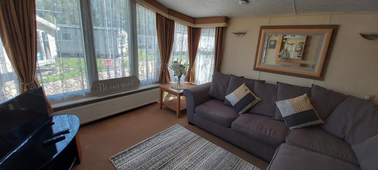 A Fashionable Caravan In A Peaceful Seaside Town サンダウン エクステリア 写真